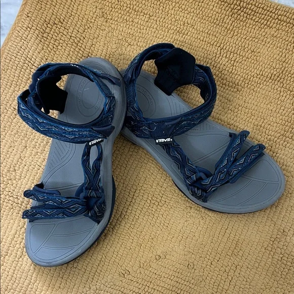 Teva Women's Terra Fi Lite Hiking Sandal - Picture 1 of 7